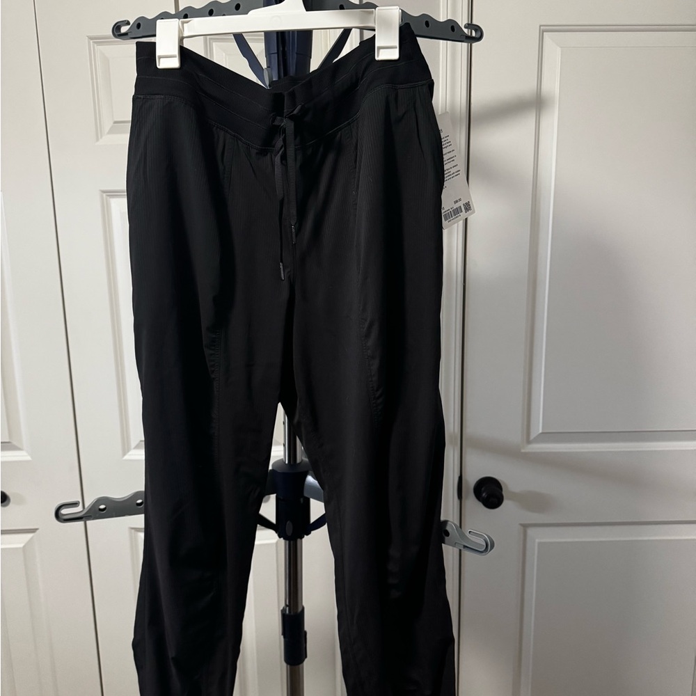 lululemon athletica Black dance studio joggers. BNWT
